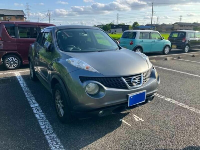 NISSAN JUKE