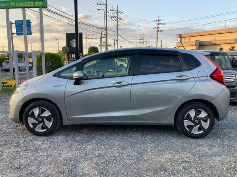 FIT HYBRID