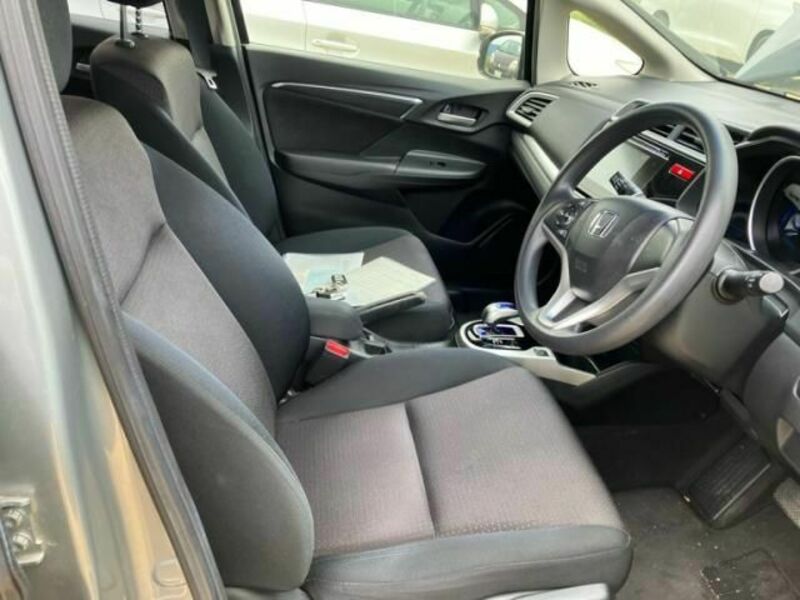 FIT HYBRID