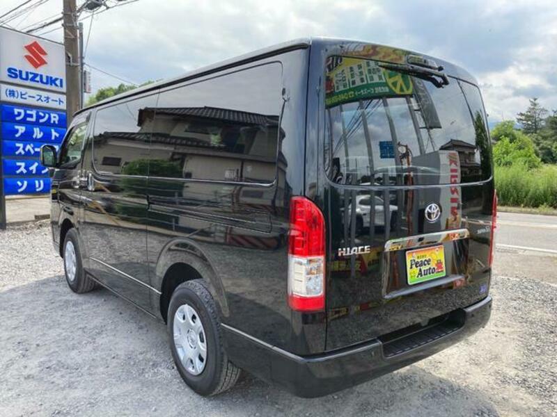 HIACE VAN