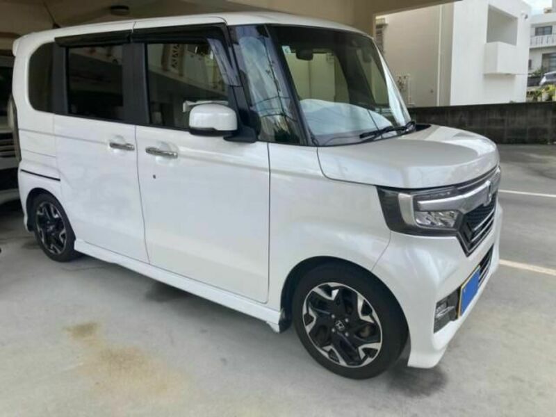 N BOX CUSTOM