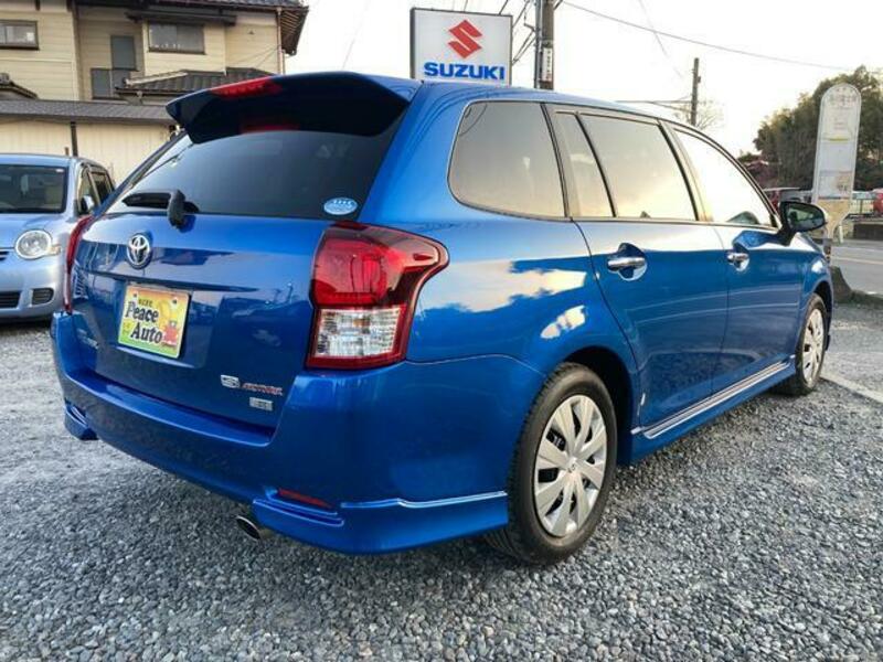 COROLLA FIELDER