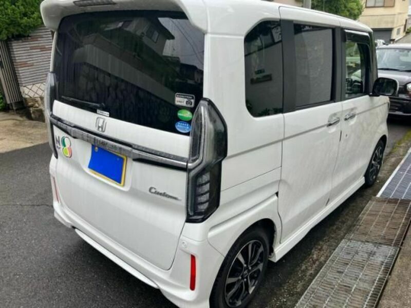 N BOX CUSTOM