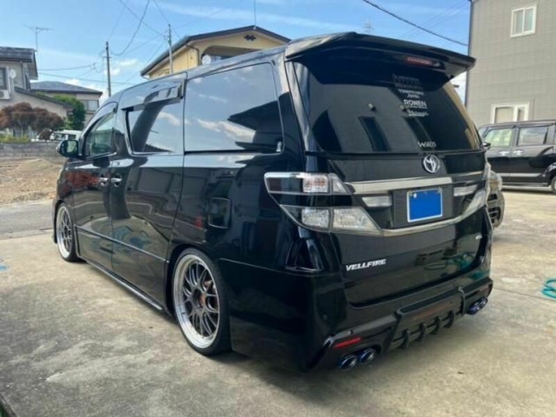 VELLFIRE