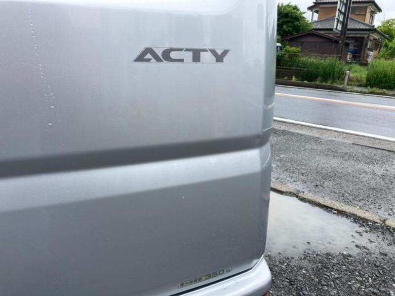ACTY VAN