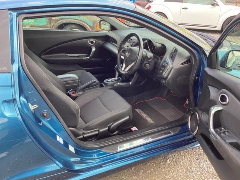 CR-Z