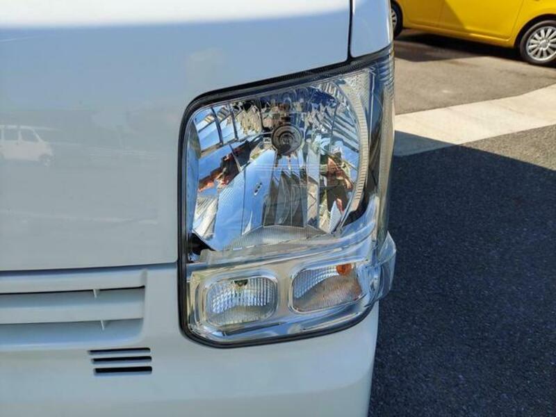 MINICAB VAN