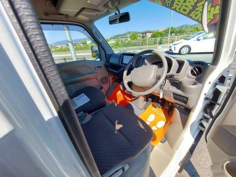 MINICAB VAN