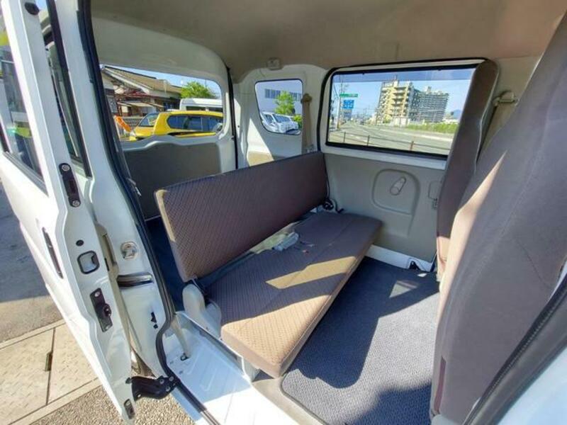 MINICAB VAN