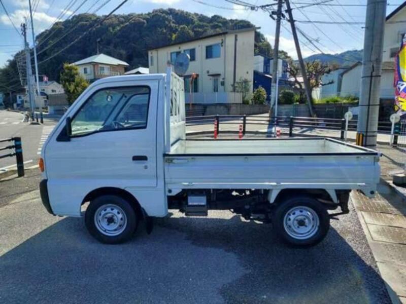 CARRY TRUCK