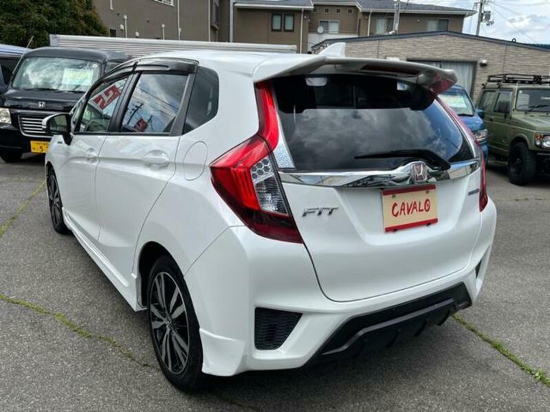 FIT HYBRID