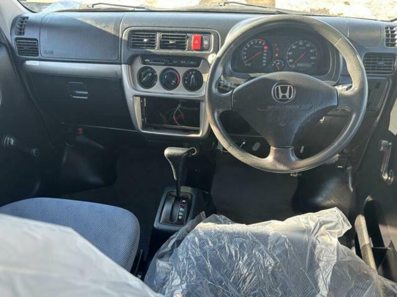 ACTY VAN
