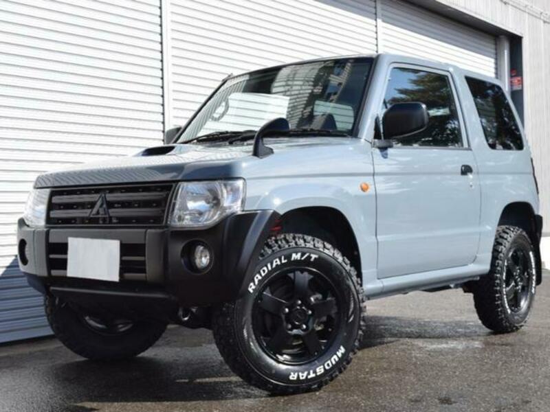 MITSUBISHI PAJERO MINI