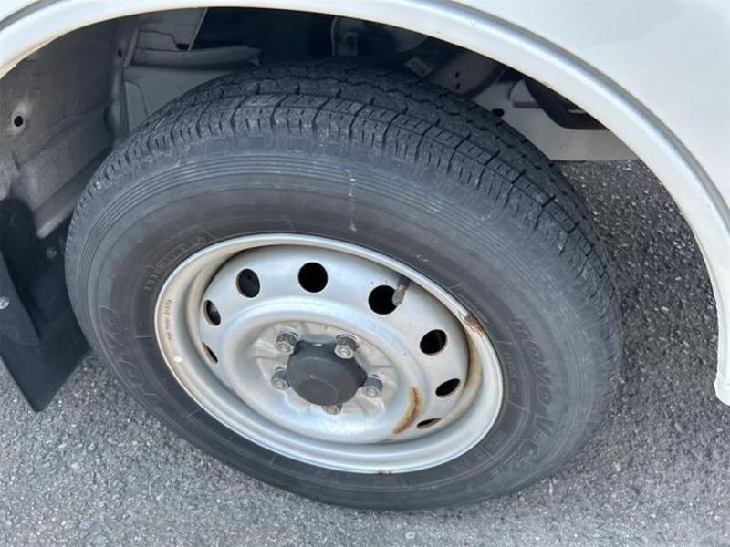 BONGO VAN