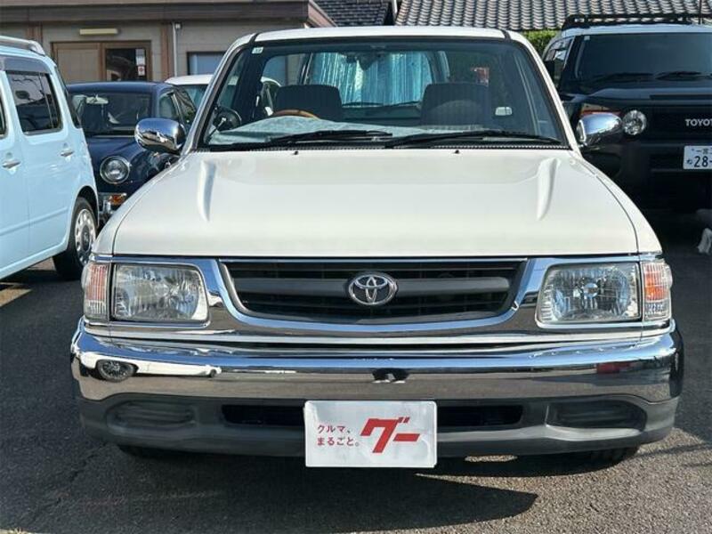 HILUX