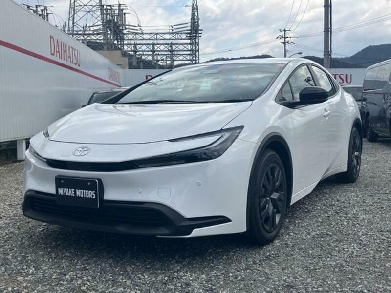 TOYOTA PRIUS
