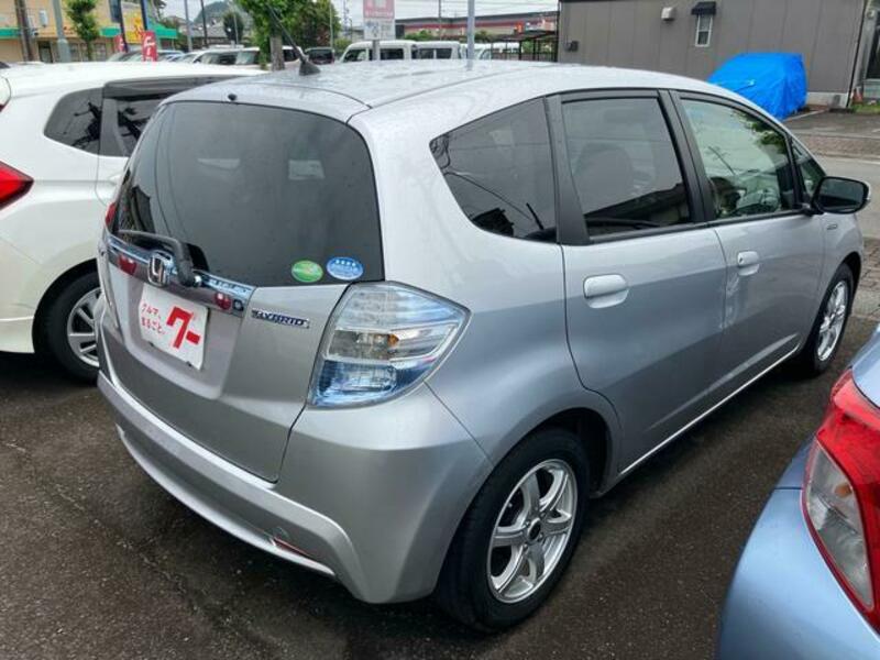 FIT HYBRID