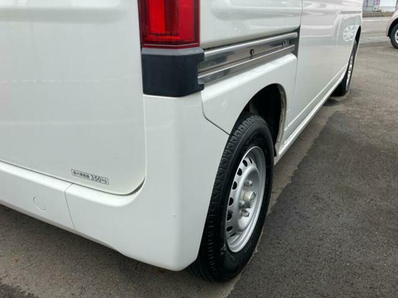 N-VAN