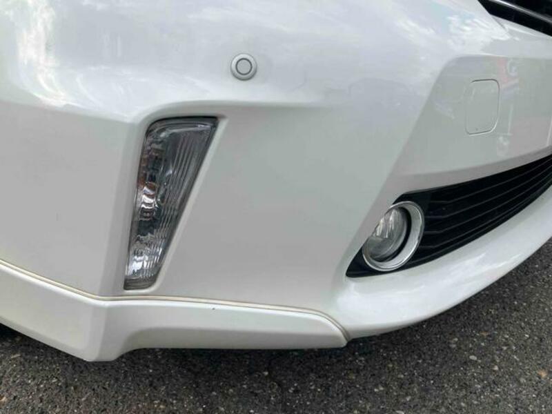 PRIUS ALPHA