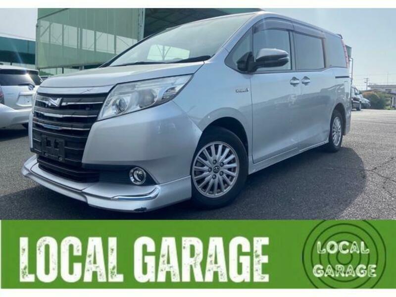 TOYOTA NOAH