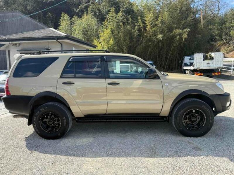 HILUX SURF