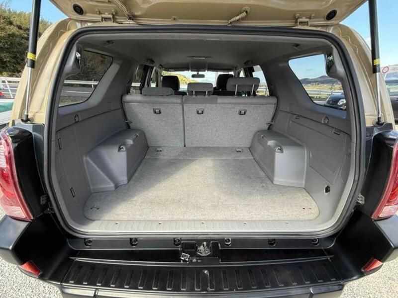HILUX SURF