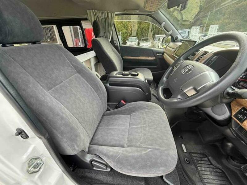 HIACE WAGON