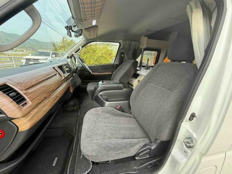 HIACE WAGON