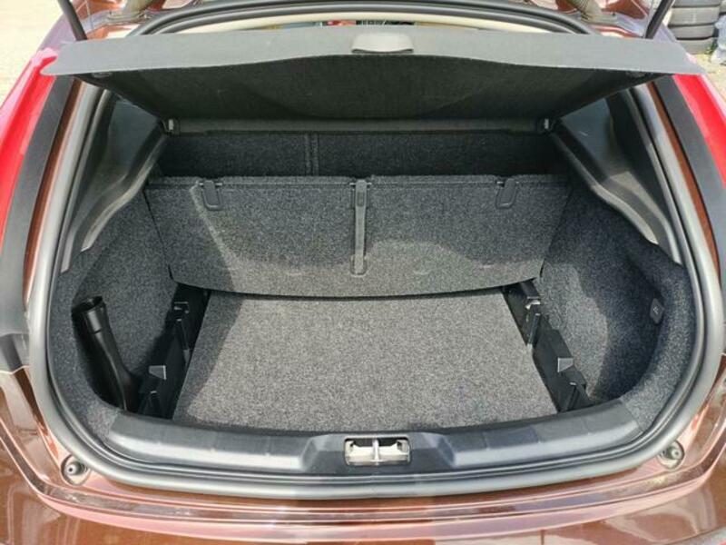 V40
