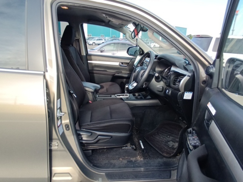 HILUX