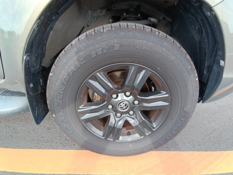 HILUX