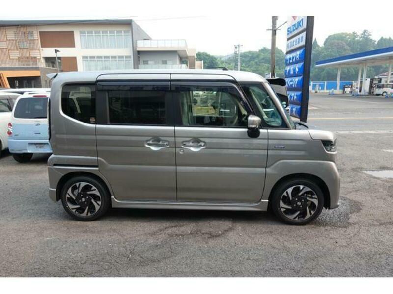 SPACIA CUSTOM