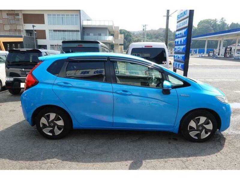 FIT HYBRID