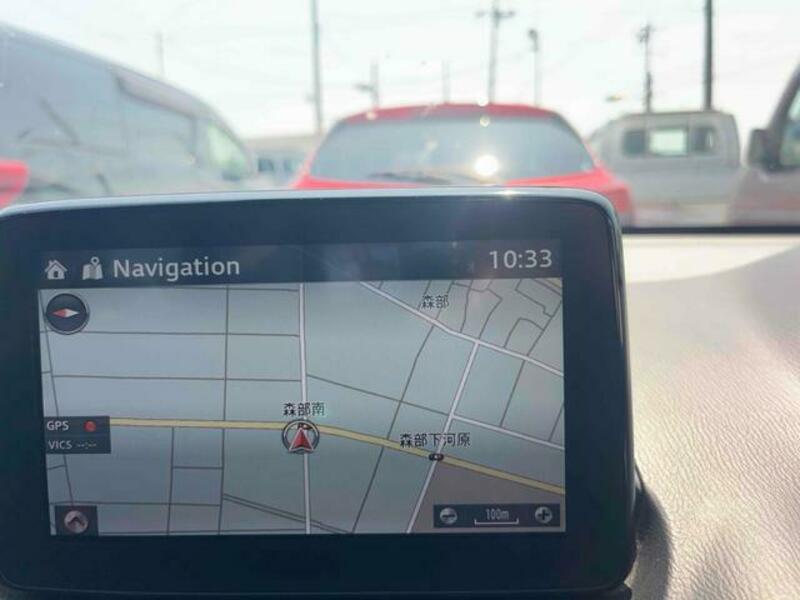 MAZDA2