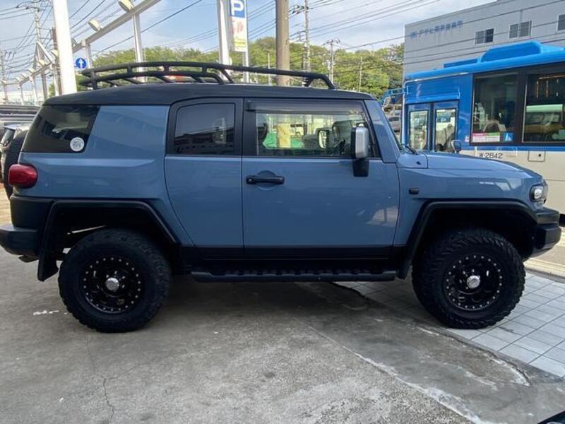 FJ CRUISER