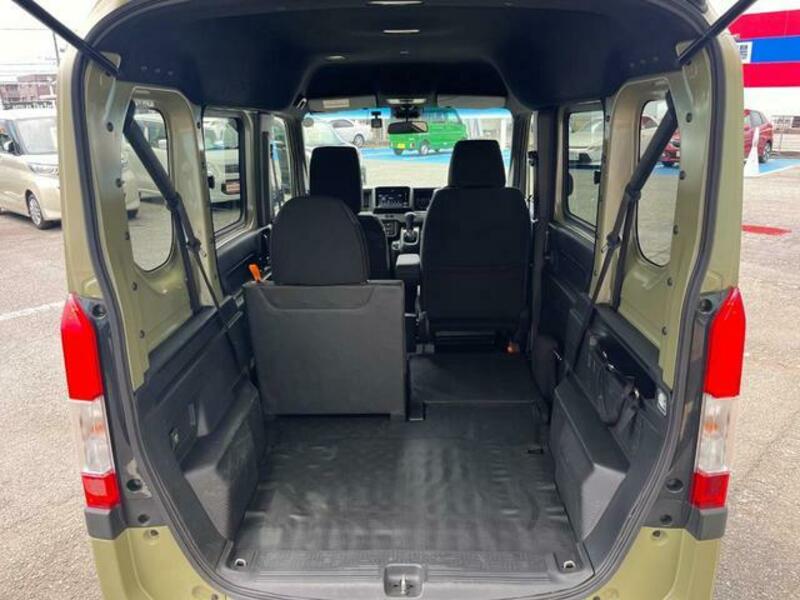 N-VAN