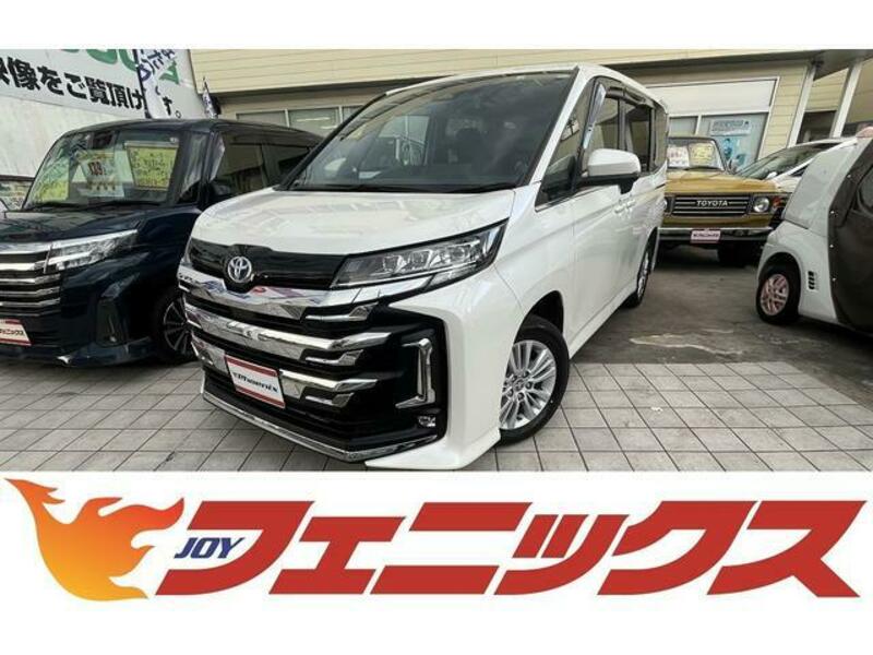 TOYOTA NOAH