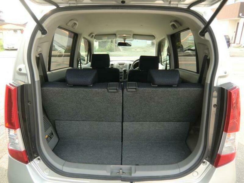WAGON R