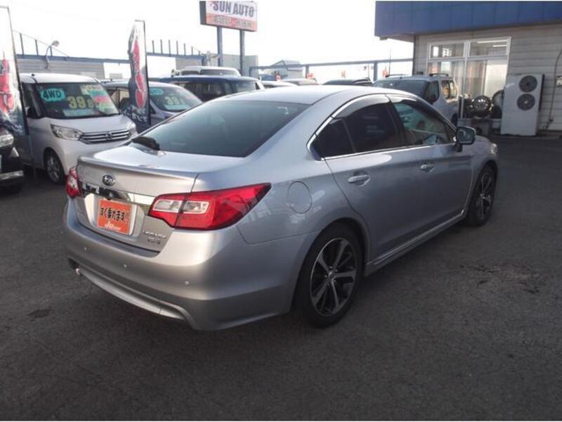 LEGACY B4