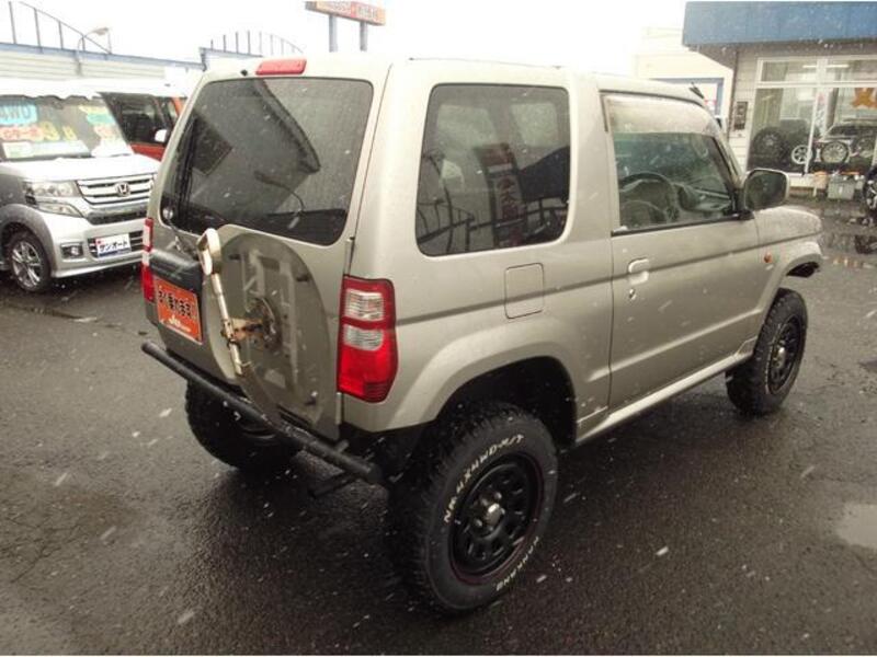 PAJERO MINI