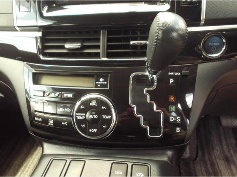 ESTIMA HYBRID