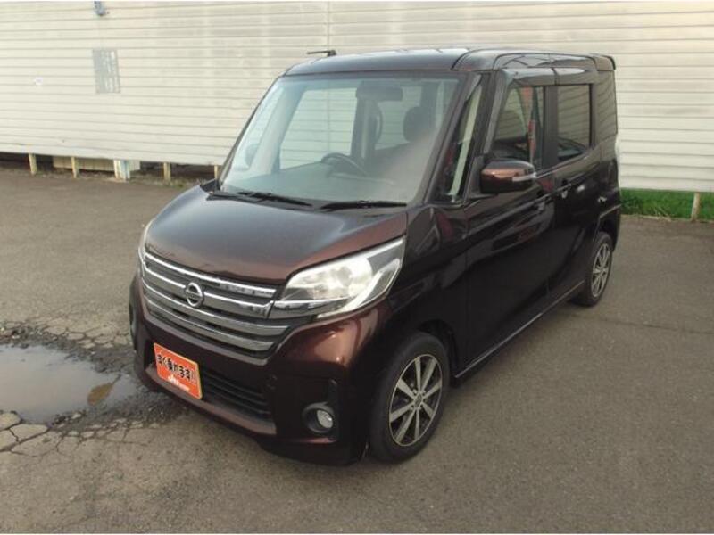 NISSAN DAYZ ROOX