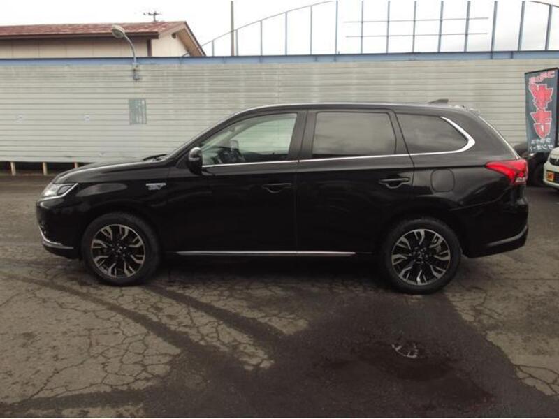 OUTLANDER PHEV