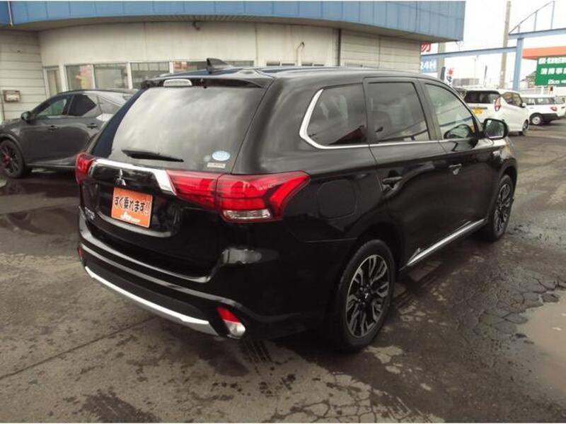 OUTLANDER PHEV