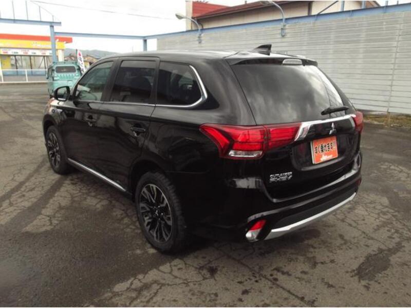OUTLANDER PHEV