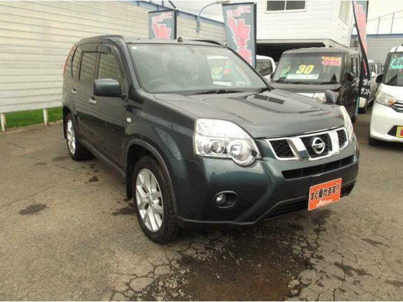 X-TRAIL