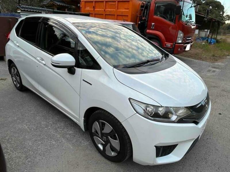 FIT HYBRID
