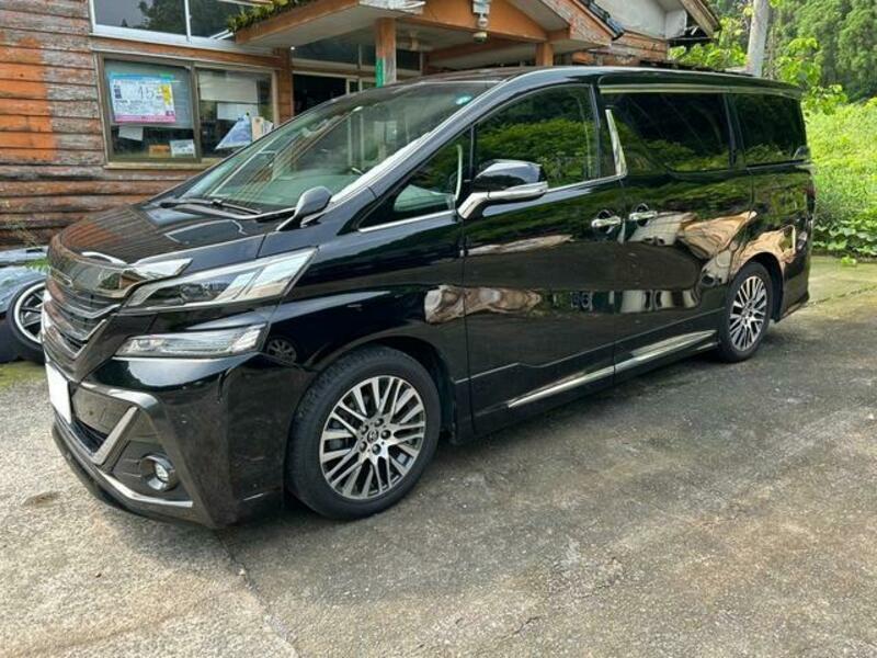 TOYOTA VELLFIRE