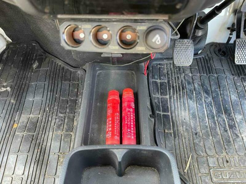 CARRY TRUCK