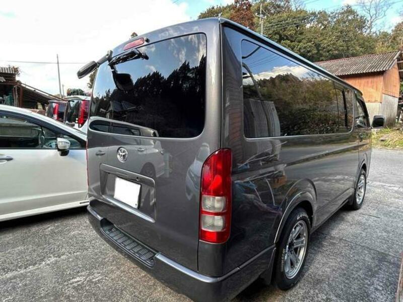 HIACE VAN